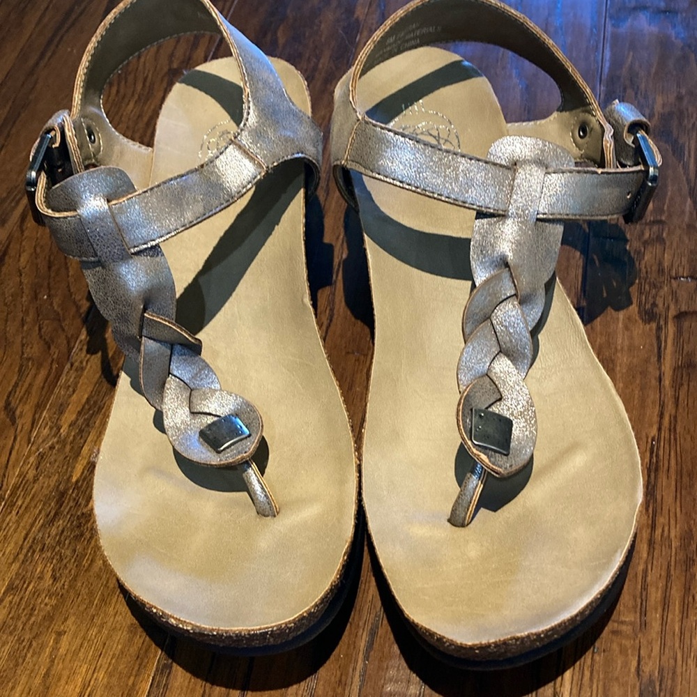 New Hocus Pocus Farrah Braided Wedge